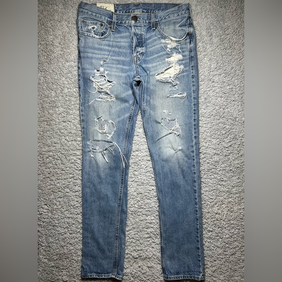 Hollister Jeans Mens 34 x 34 Skinny Button Fly Thrashed Distressed Torn Holes - Picture 1 of 4